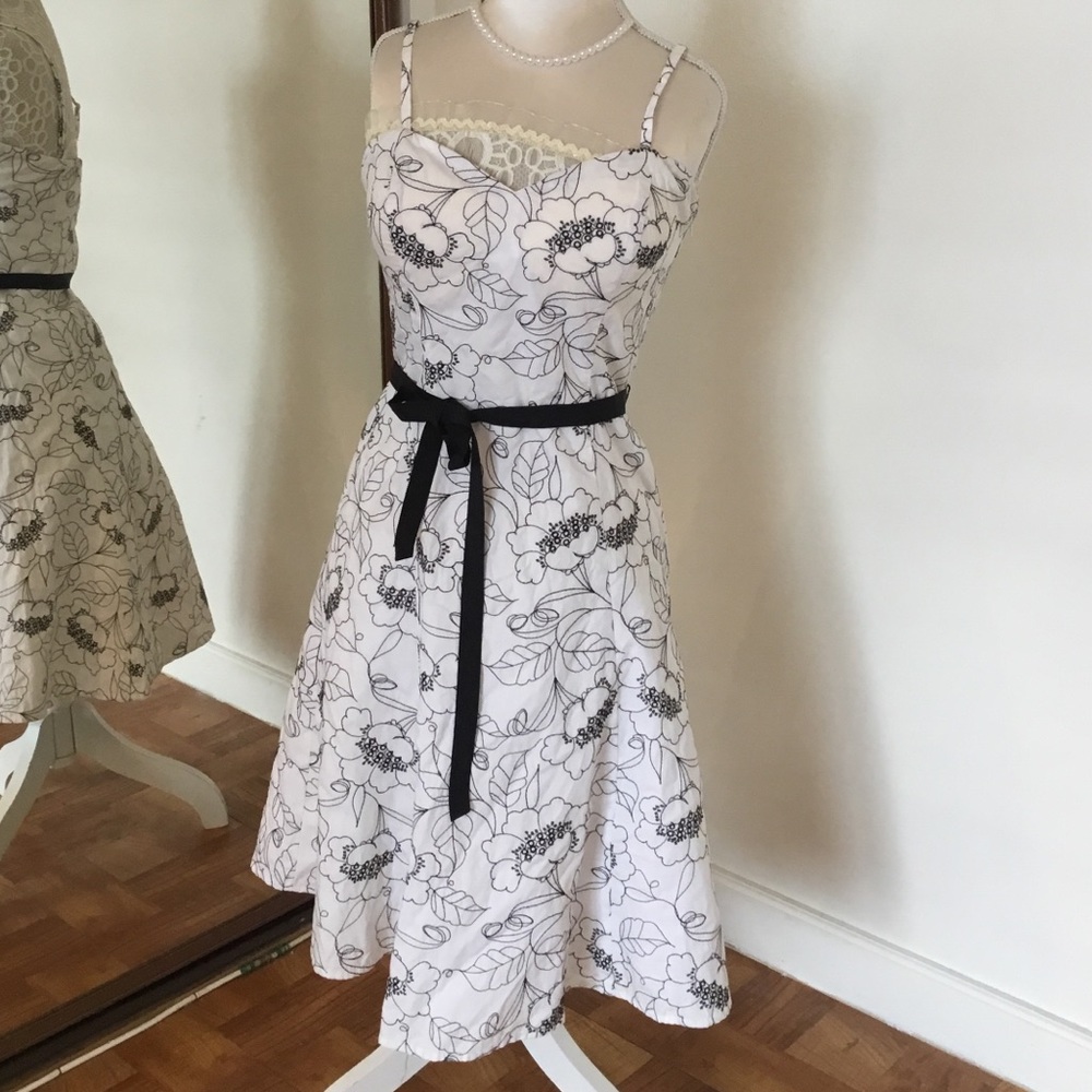 White House Black Market Perfect Cocktail Dress!